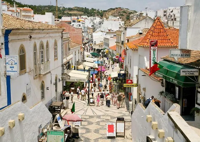 Em Quinta Da Barracuda * Albufeira